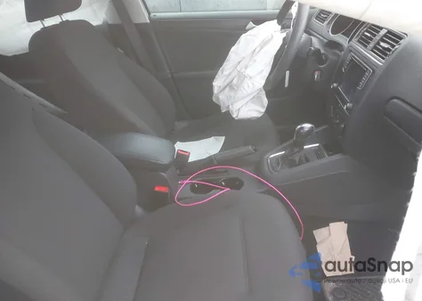 2016 Volkswagen Jetta 1.4T S z USA, uszkodzony, nr VIN 3VW267AJ9GM404068